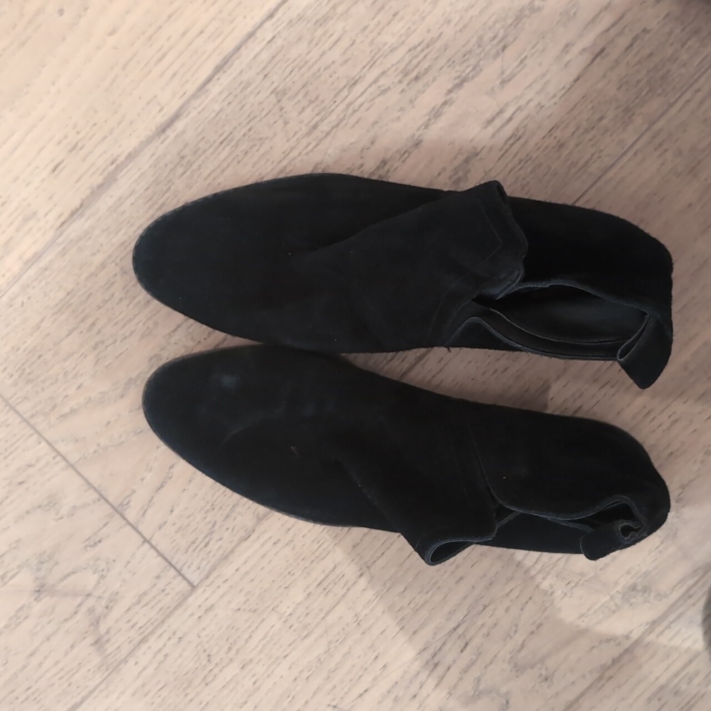 Dolce Vita booties